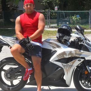 Meet your Posher, Leonel